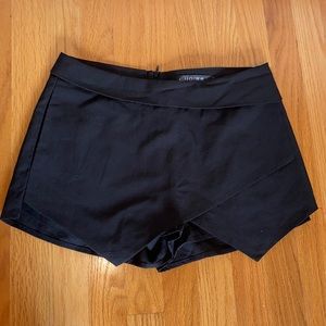 Black envelope skirt with zipper up back